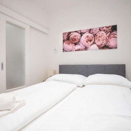Comfortable, Balcony Apartment - Quick Access To Vienna'S Old Centre Esterno foto