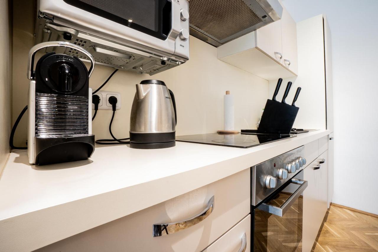 Comfortable, Balcony Apartment - Quick Access To Vienna'S Old Centre Esterno foto