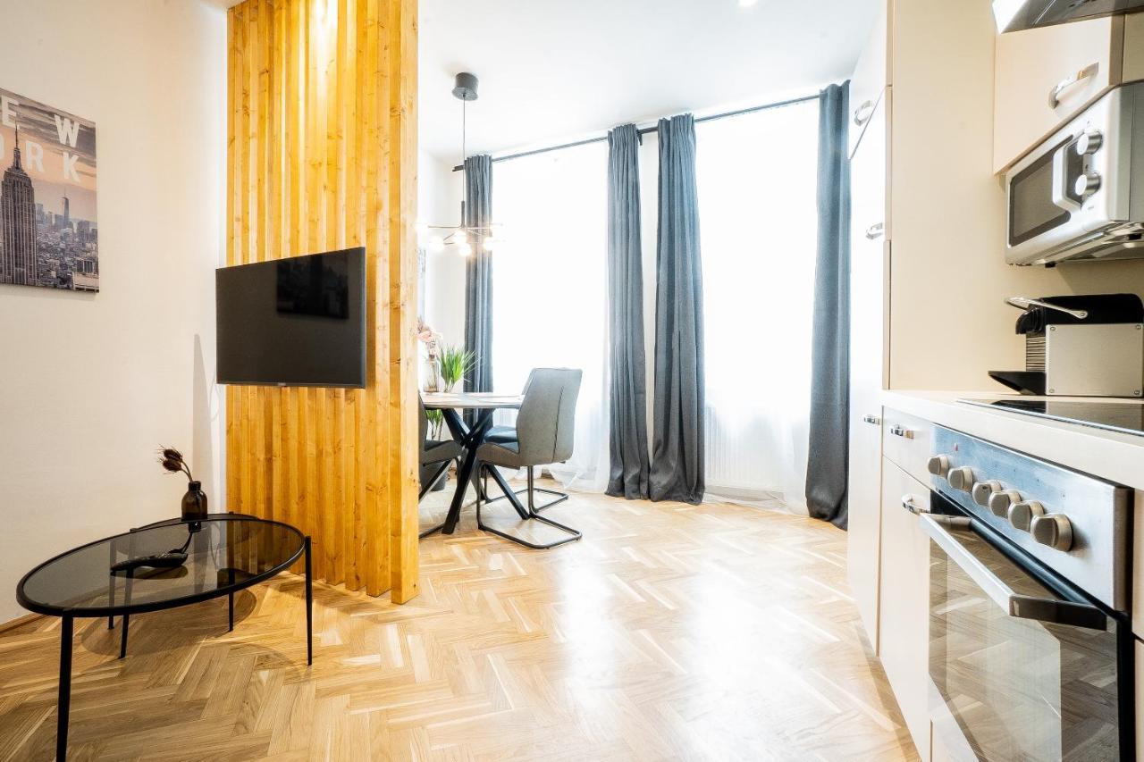 Comfortable, Balcony Apartment - Quick Access To Vienna'S Old Centre Esterno foto