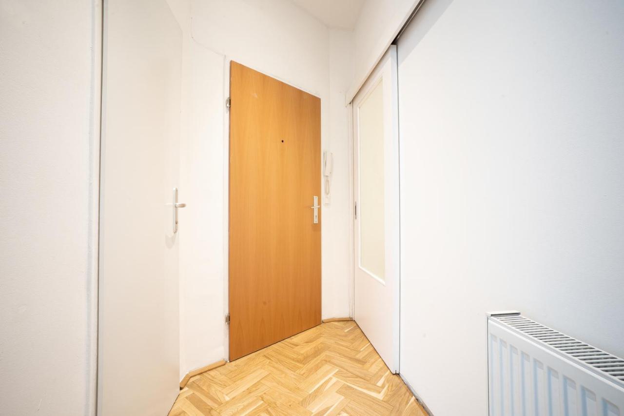 Comfortable, Balcony Apartment - Quick Access To Vienna'S Old Centre Esterno foto