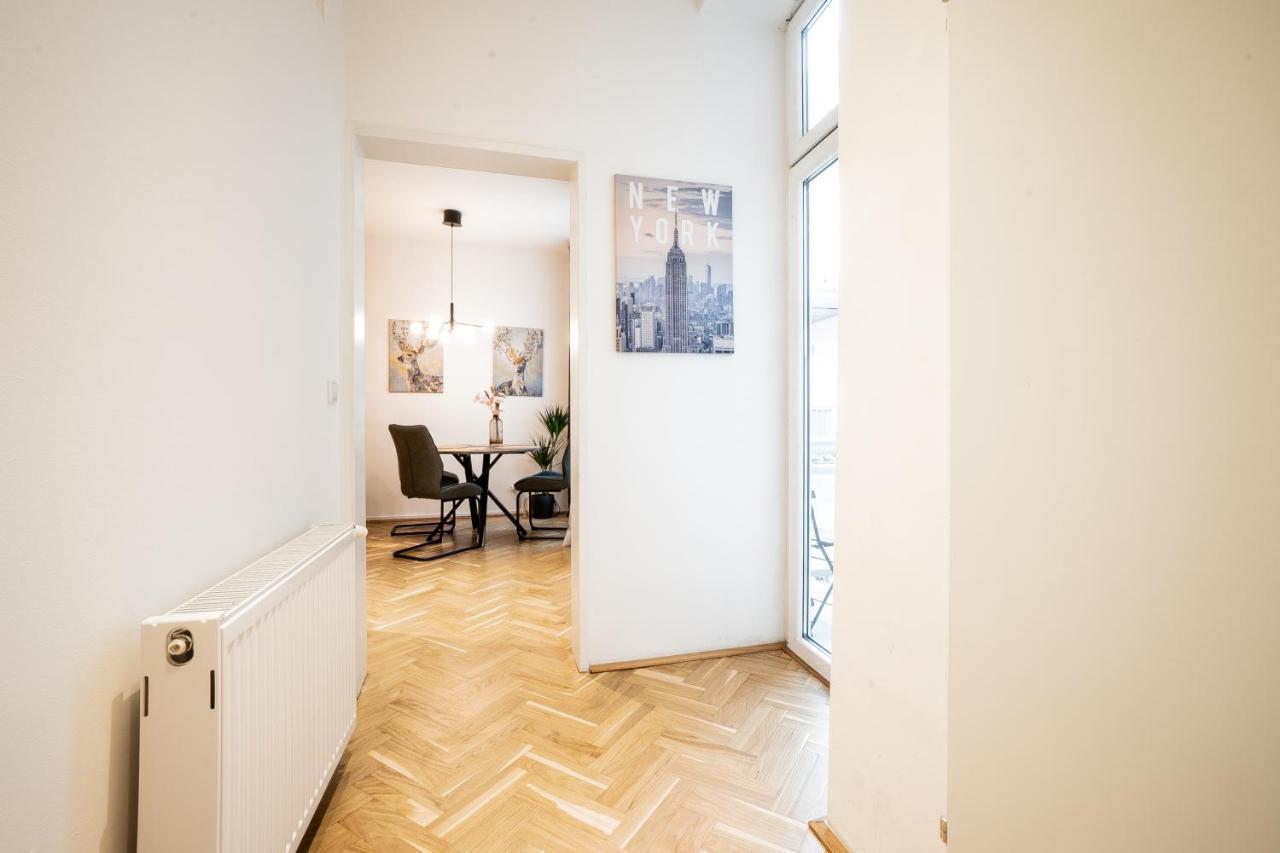Comfortable, Balcony Apartment - Quick Access To Vienna'S Old Centre Esterno foto